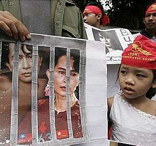 Nuova condanna a 18 mesi per Aung San Suu Kyi (cittadina del Mianmar...)