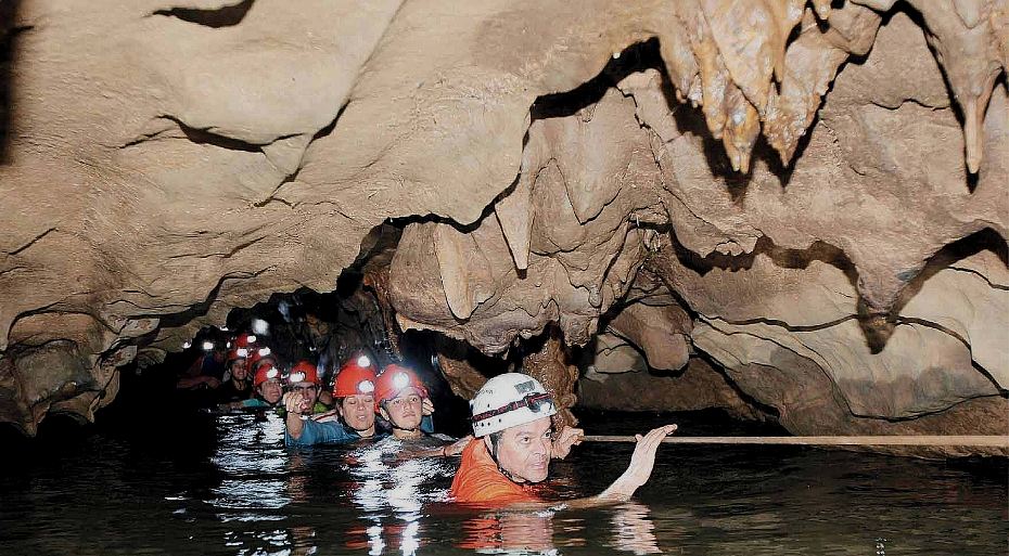 "Passaggio sotto la terra, in acqua"; fonte Dior