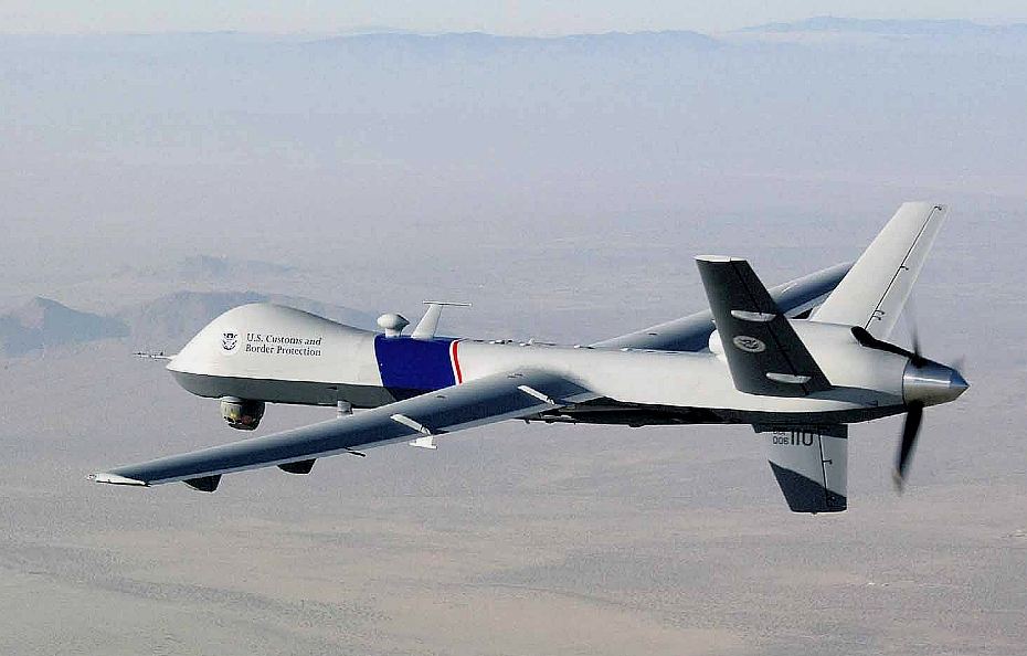 Afghanistan, aereo-robot militare USA "Predator B" pilotato via satellite dall'America... guerre future senza soldati ?!; fonte Reuters