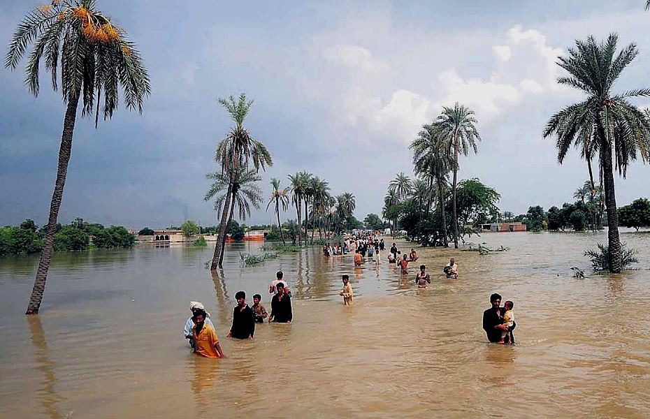 Pakistan: alluvioni colpiscono 20 milioni di persone