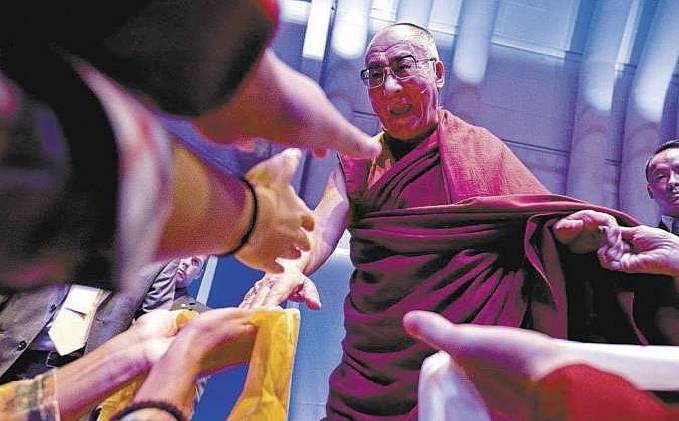 Il Dalai Lama: "il sistema nervoso umano non crea la coscienza ma ne permette la manifestazione..."