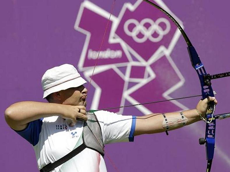 Primo oro italiano, nel tiro con l'arco, di Michele (nella foto), Mauro e Marco