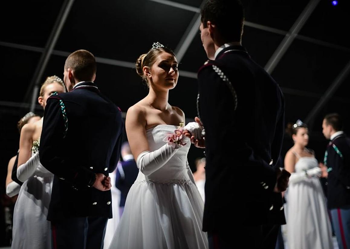 Milano, Gran Ballo all'Accademia Militare Teuli