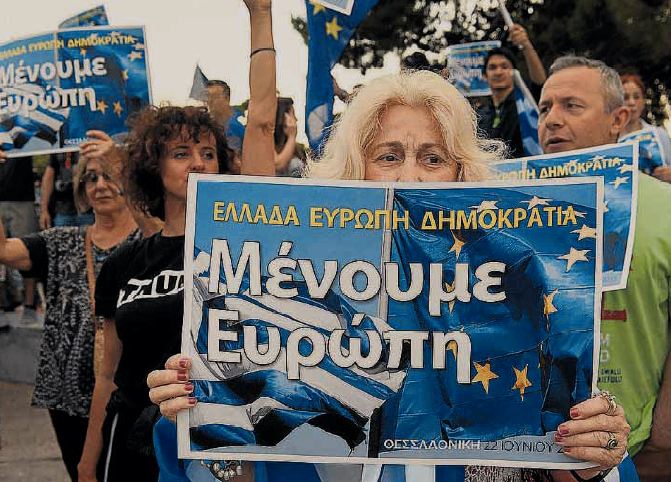 Grecia, a favore dell'Europa (i soldi degli altri Paesi), contro l'austerit (la loro austerit); fonte Avramidis