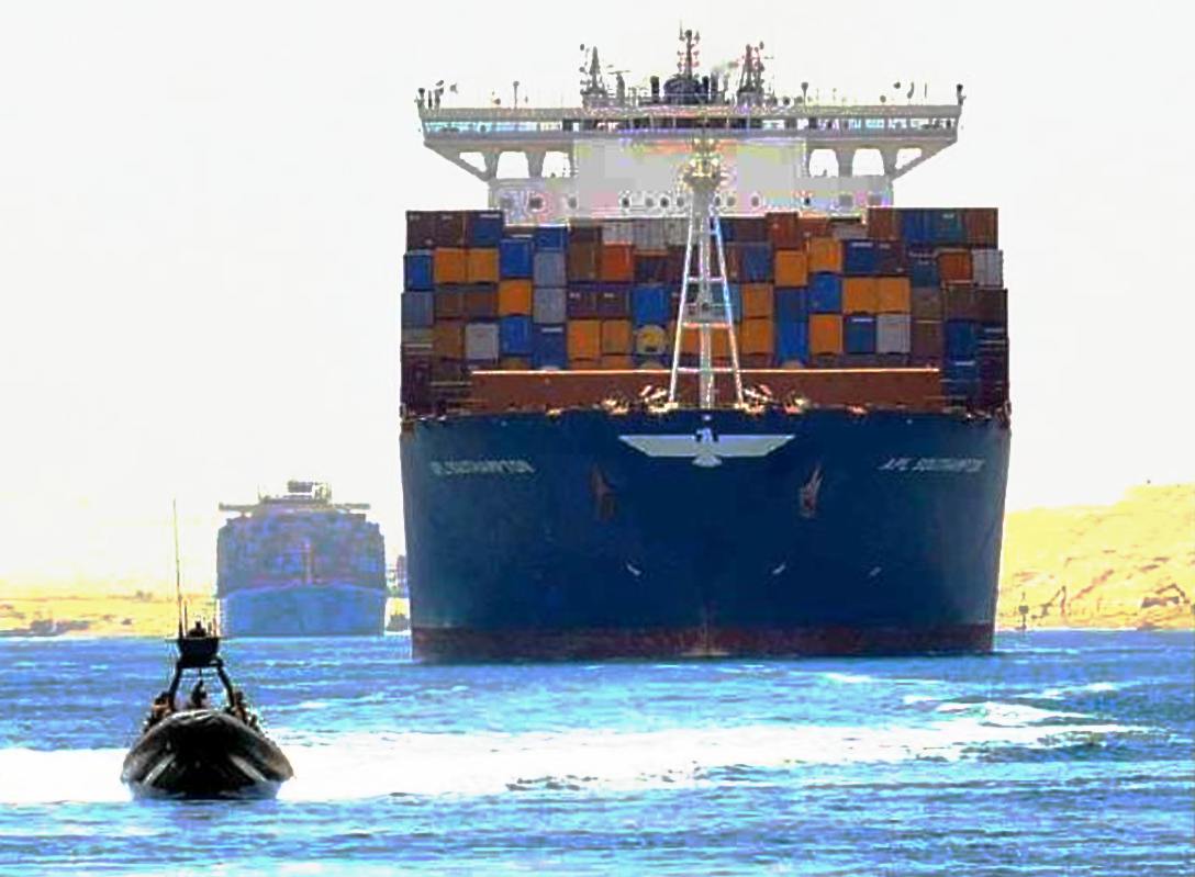 Ismailia (Egitto), nuovo canale di Suez; fonte Reuters