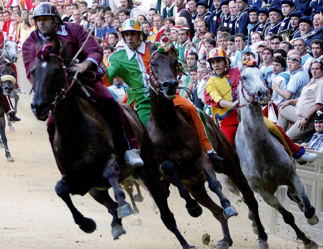 Siena, Palio dell'Assunta; fonte Ansa