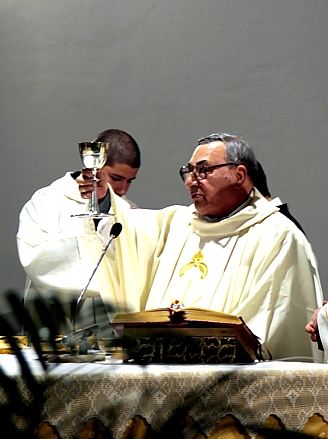 clicca per vedere le foto