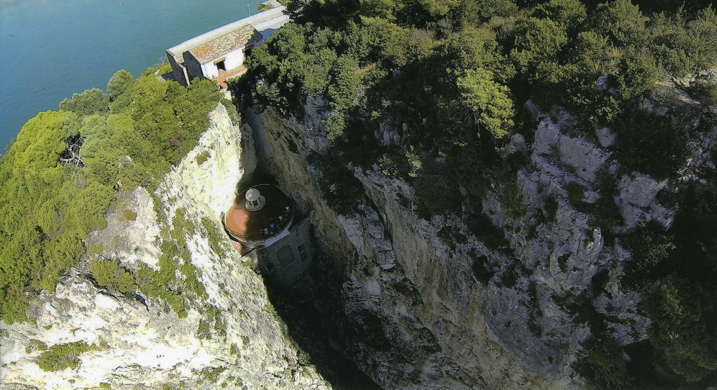 la Montagna Spaccata, dal drone